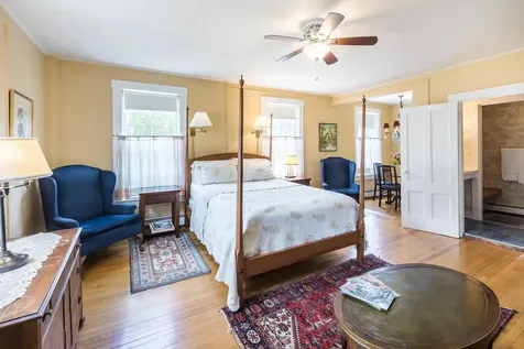 19 Huntington Place Rochester VT 05767