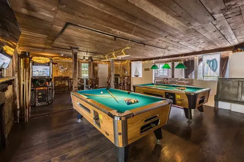 19 Huntington Place Rochester VT 05767