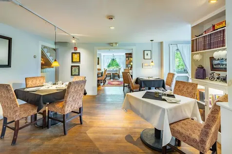 19 Huntington Place Rochester VT 05767