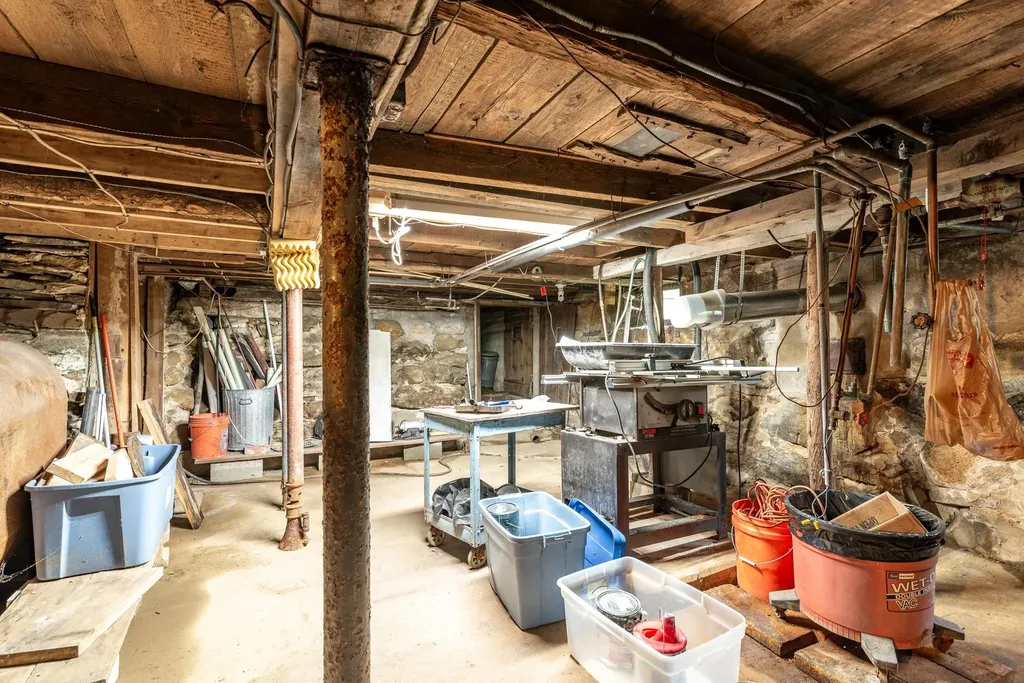 295 First Nh Turnpike Northwood NH 03261