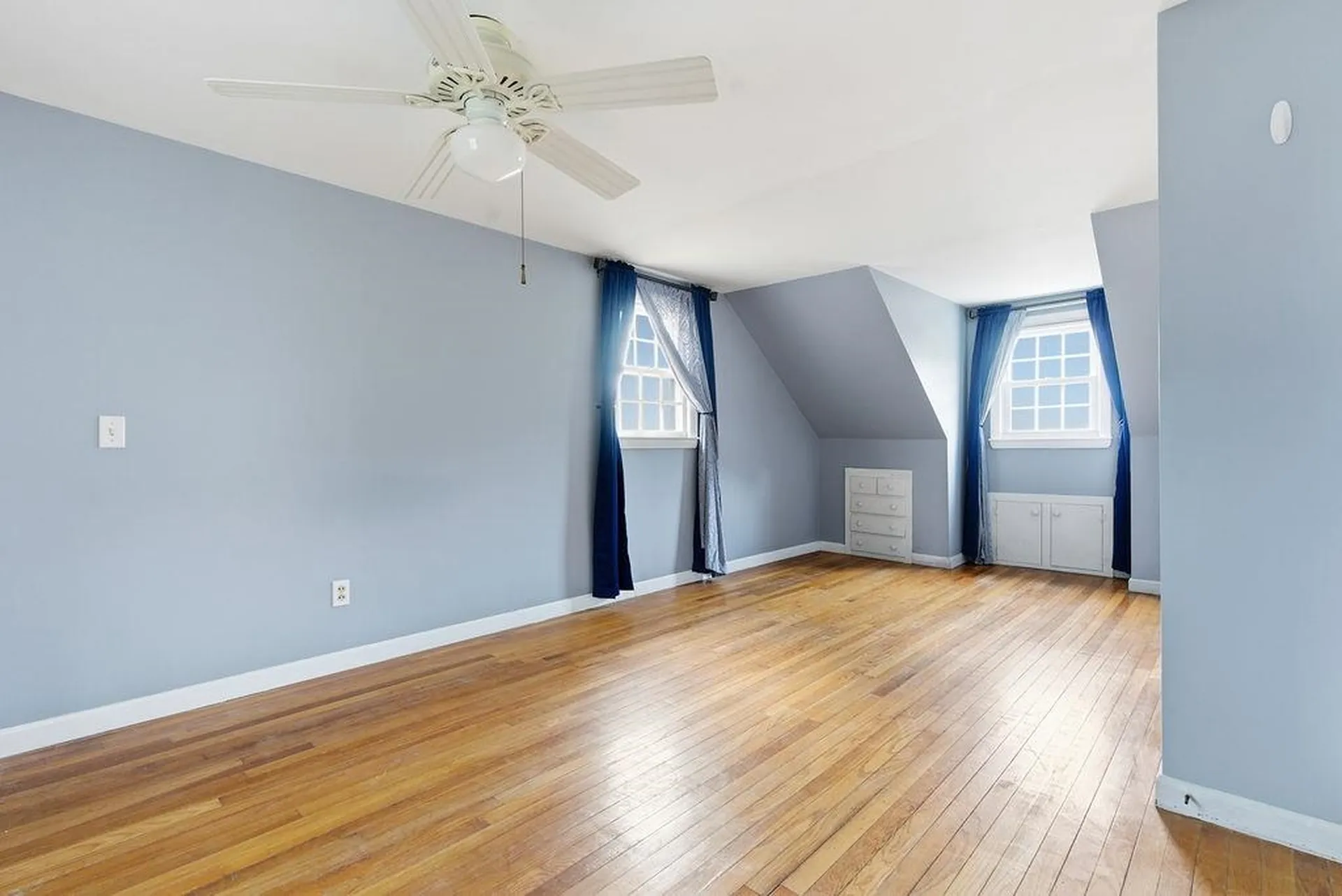 14 True Avenue Derry NH 03038