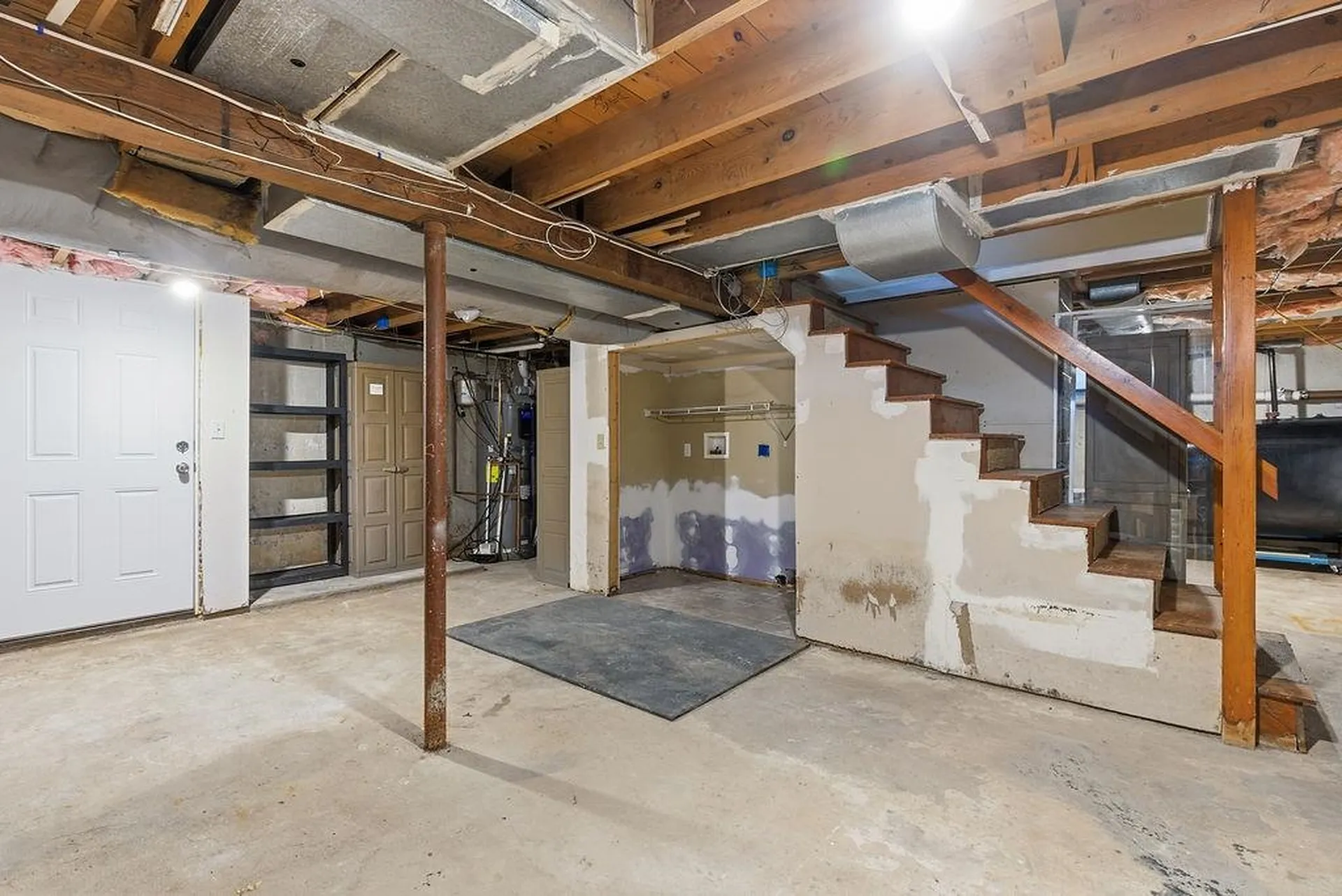 14 True Avenue Derry NH 03038