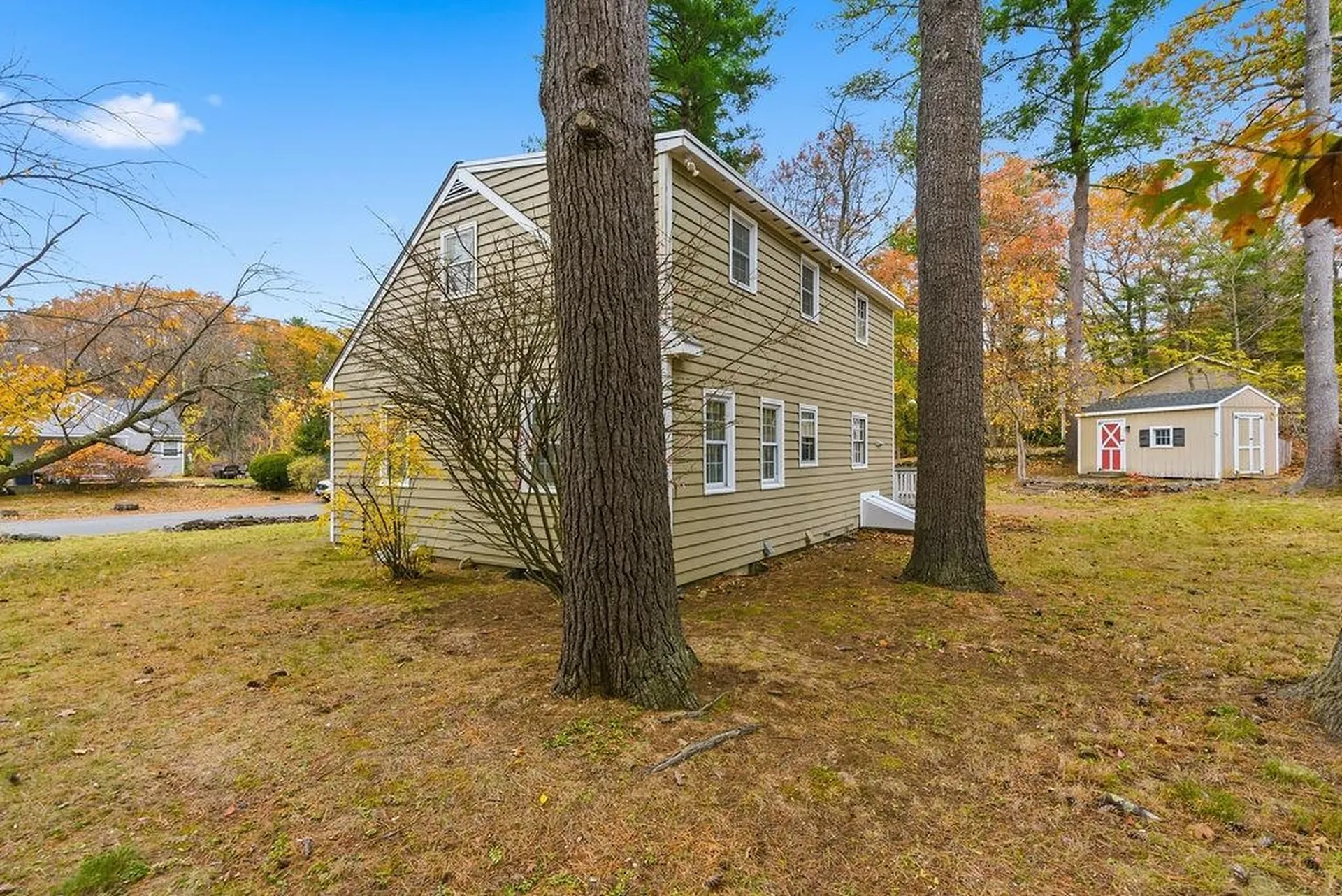 14 True Avenue Derry NH 03038