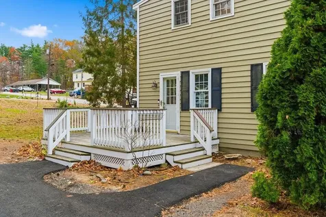 14 True Avenue Derry NH 03038