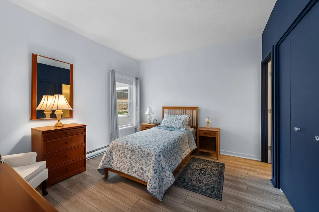 76 Davis Road Plymouth NH 03264