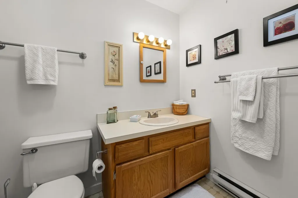 76 Davis Road Plymouth NH 03264