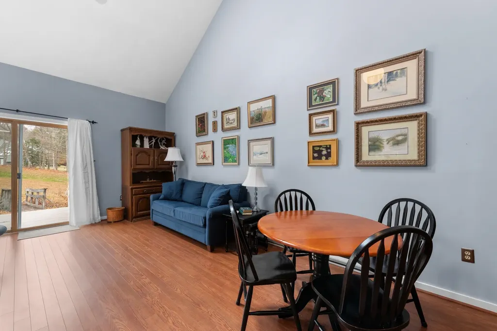 76 Davis Road Plymouth NH 03264