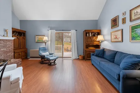 76 Davis Road Plymouth NH 03264