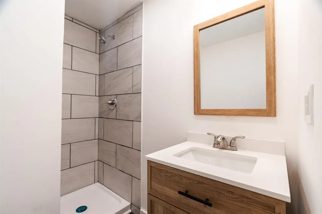 19 Shedd Place Rutland City VT 05701