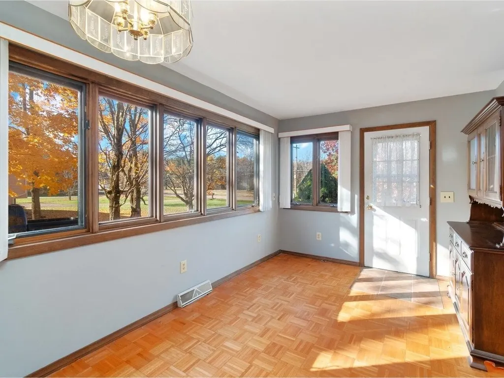 274 Us Route 7 Highgate VT 05459