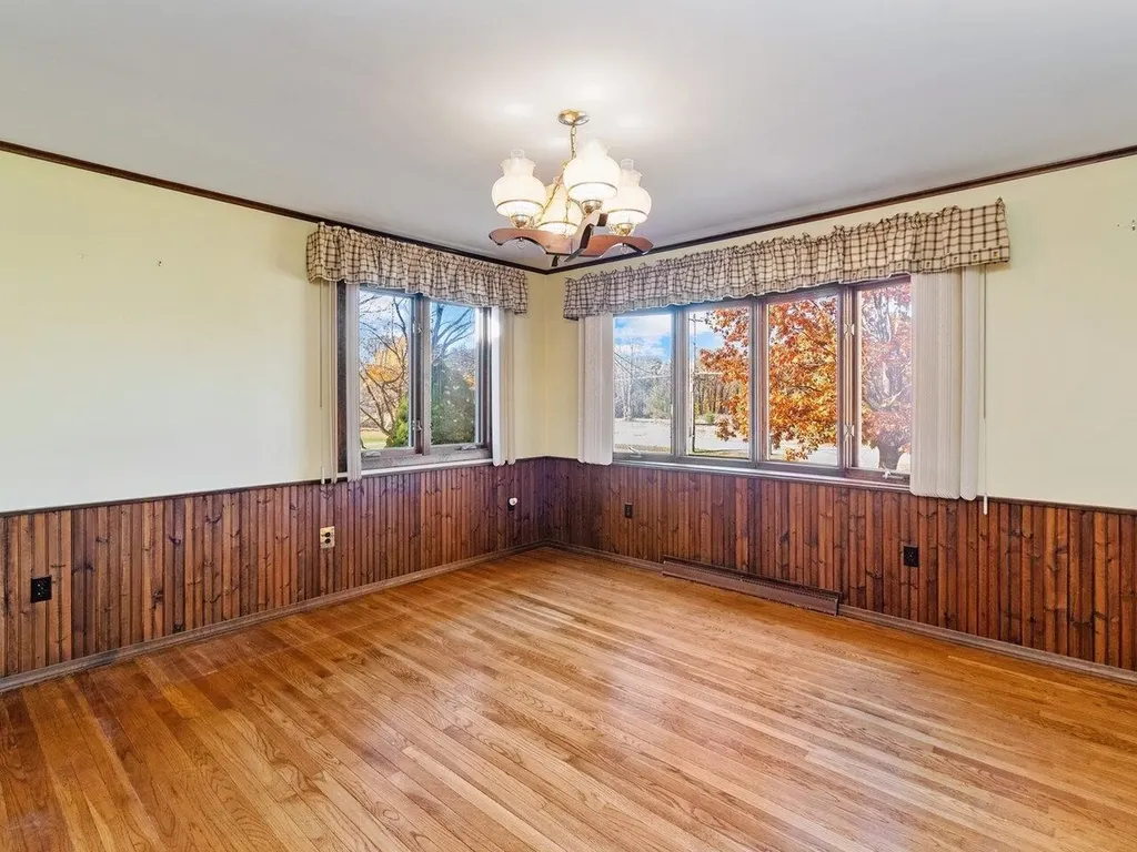 274 Us Route 7 Highgate VT 05459