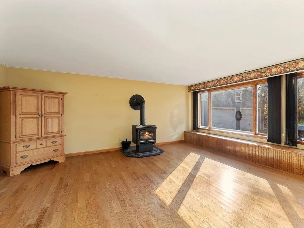 274 Us Route 7 Highgate VT 05459