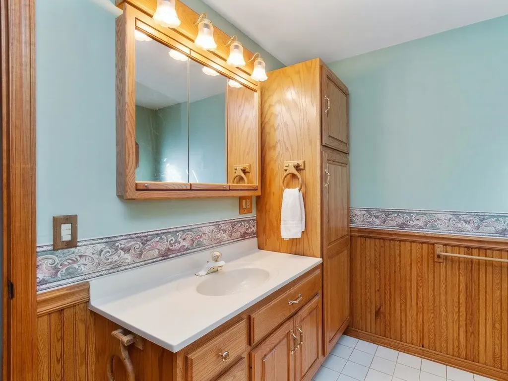 274 Us Route 7 Highgate VT 05459