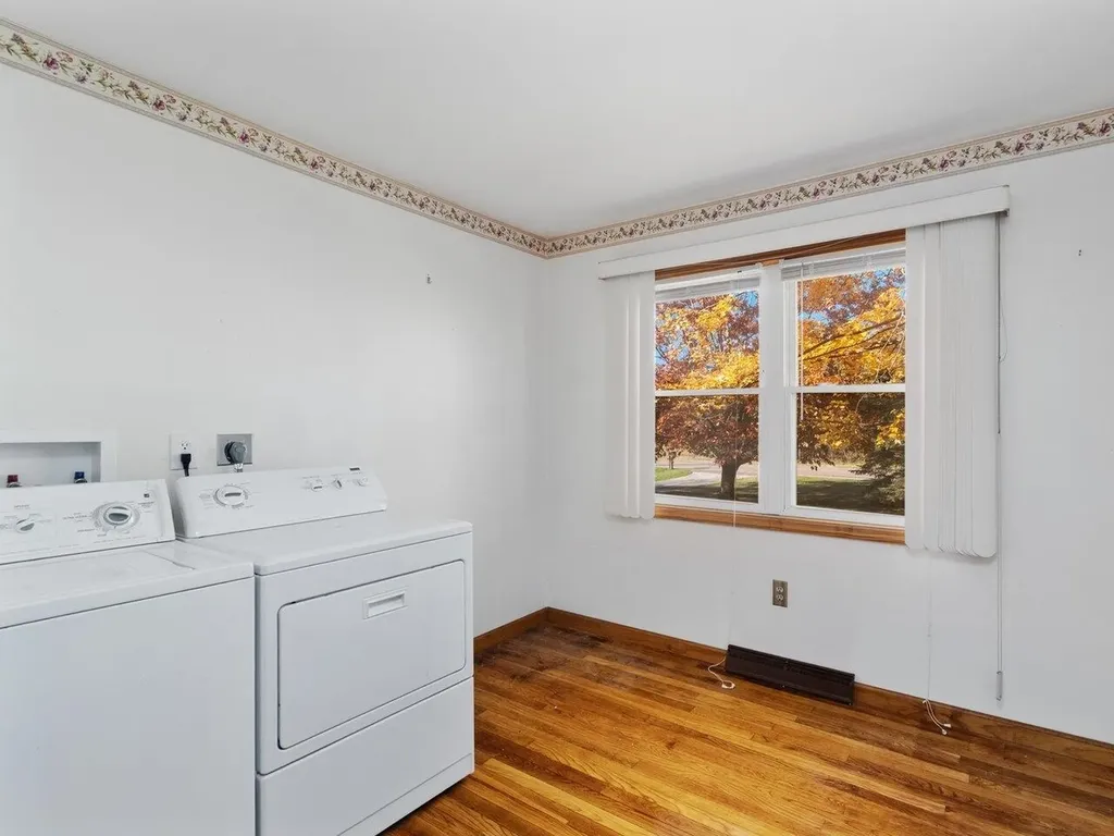 274 Us Route 7 Highgate VT 05459