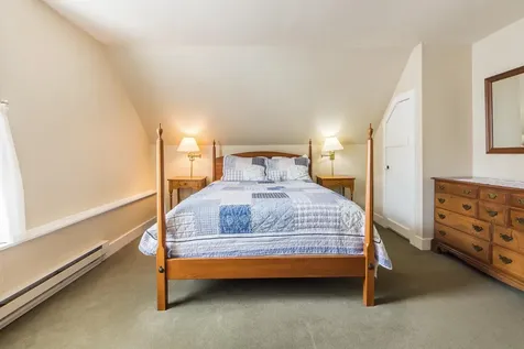 19 Huntington Place Rochester VT 05767