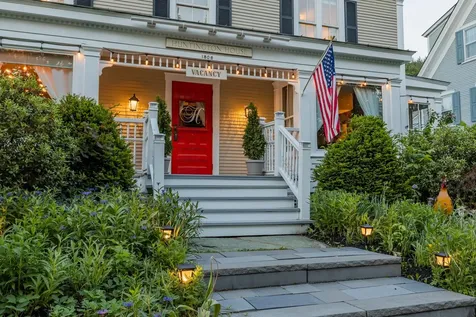 19 Huntington Place Rochester VT 05767