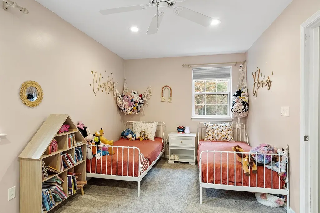 3 Independence Drive Merrimack NH 03054