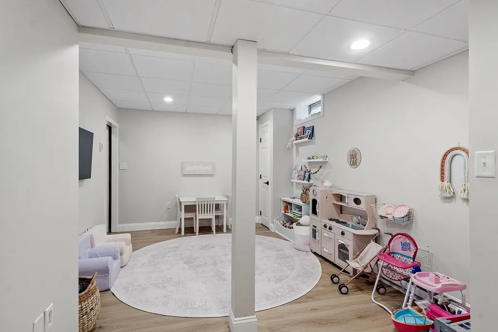 3 Independence Drive Merrimack NH 03054