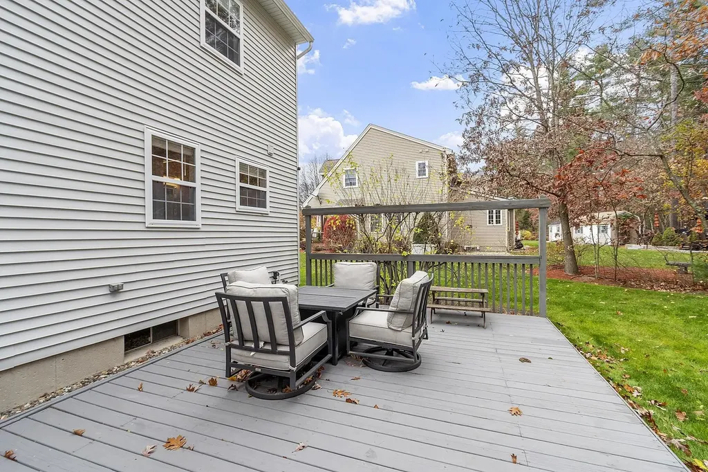 3 Independence Drive Merrimack NH 03054