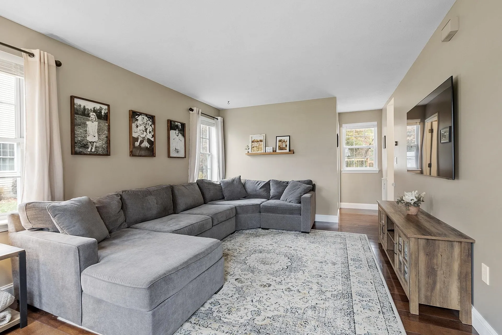 3 Independence Drive Merrimack NH 03054