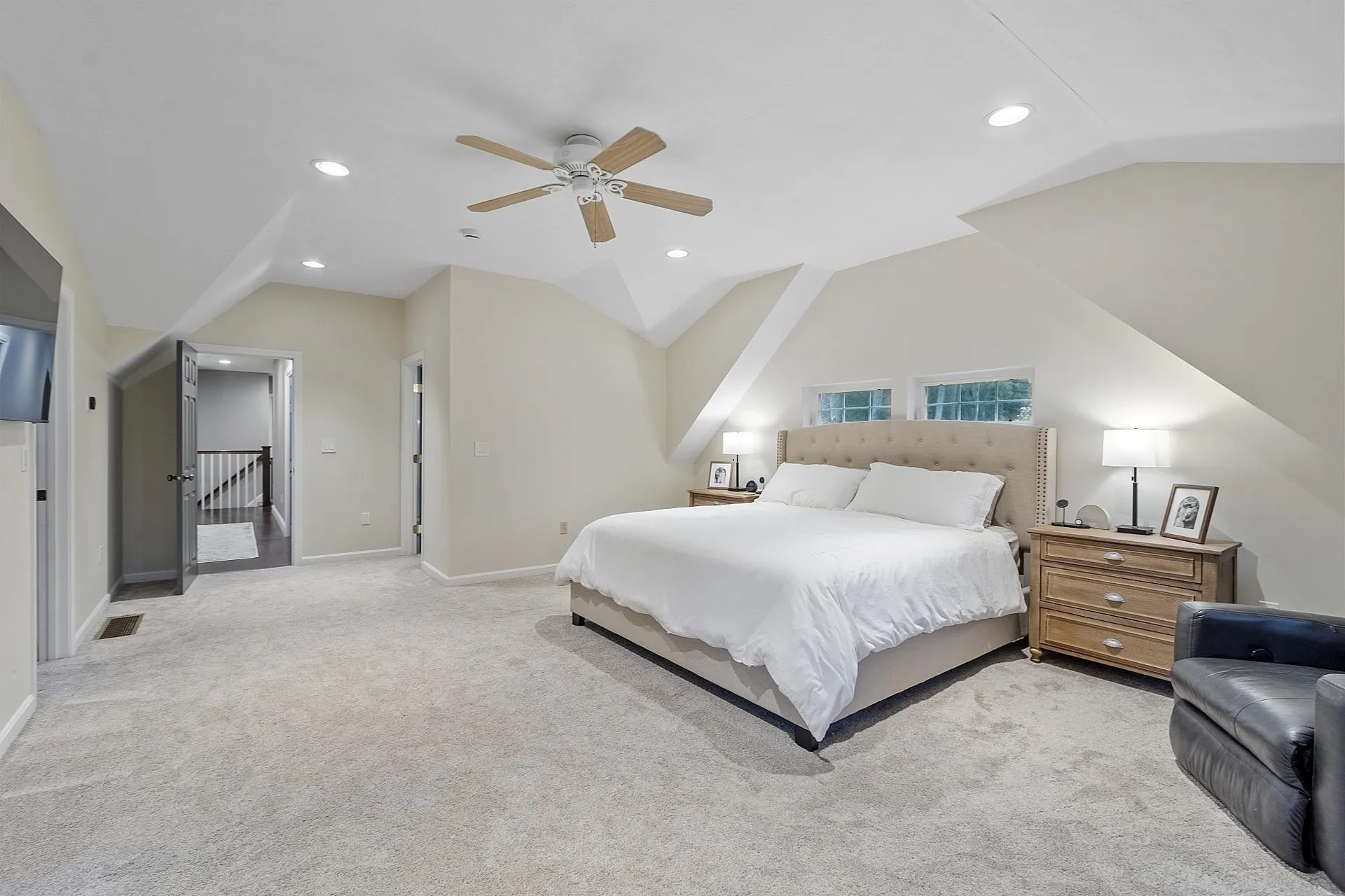 3 Independence Drive Merrimack NH 03054