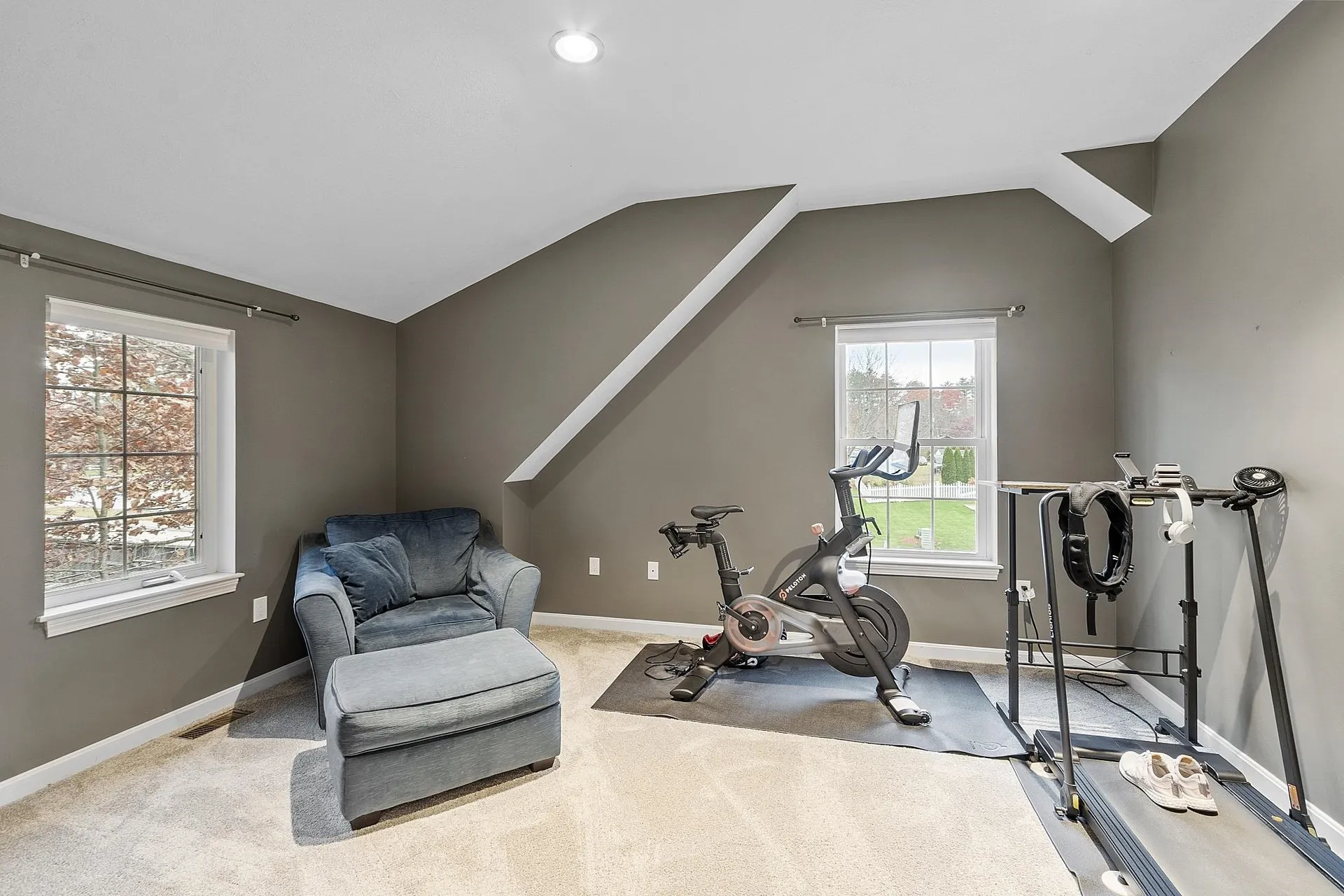 3 Independence Drive Merrimack NH 03054