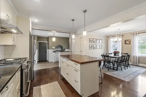 3 Independence Drive Merrimack NH 03054