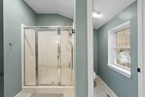 3 Independence Drive Merrimack NH 03054