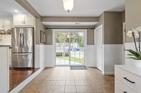 3 Independence Drive Merrimack NH 03054