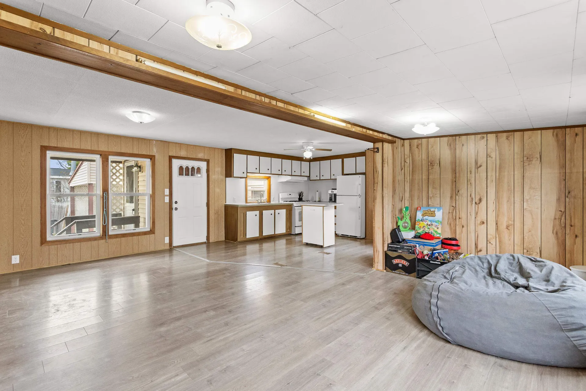 11 Evelyn Avenue Raymond NH 03077