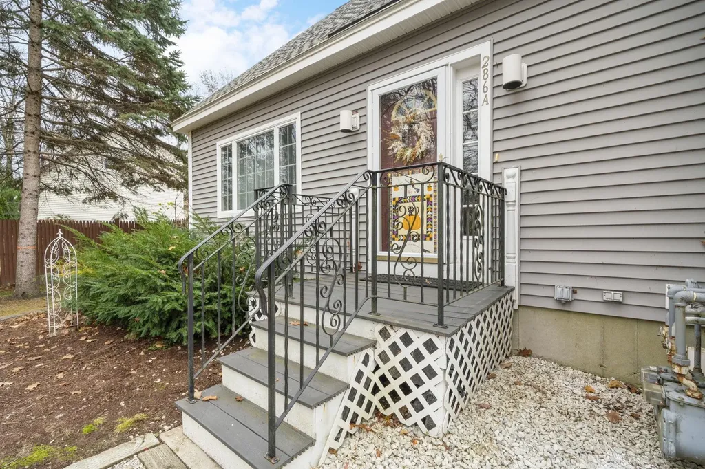 286A Londonderry Turnpike Hooksett NH 03106