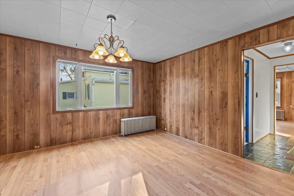 33 Walnut Street St. Albans City VT 05478