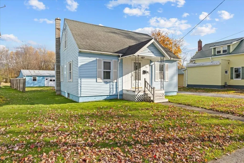 33 Walnut Street St. Albans City VT 05478