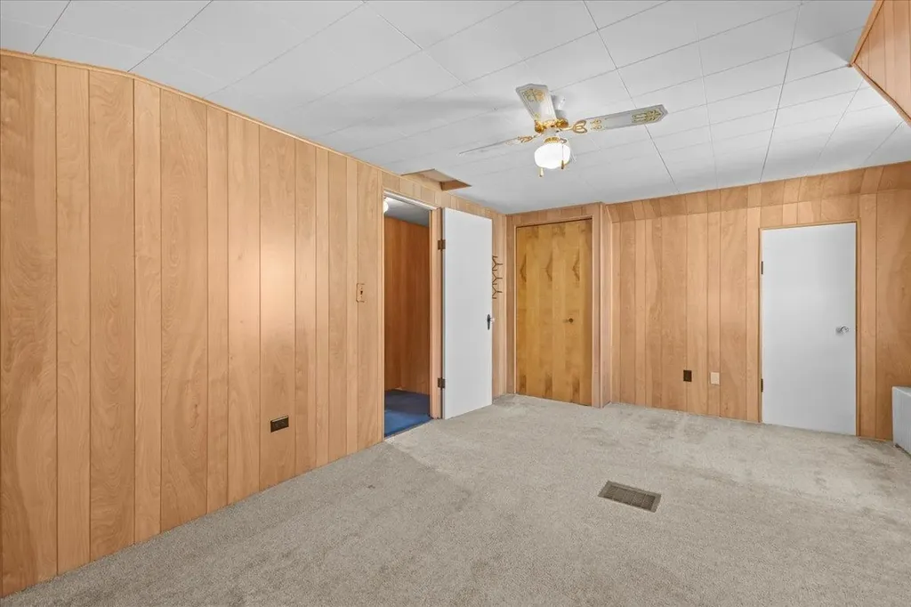 33 Walnut Street St. Albans City VT 05478