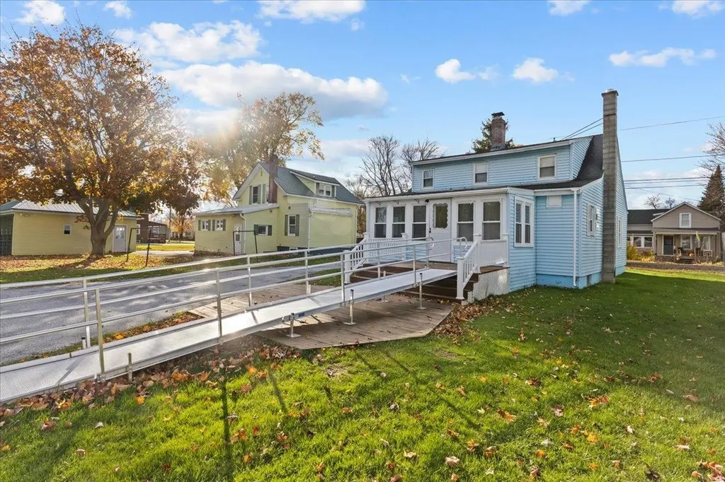 33 Walnut Street St. Albans City VT 05478