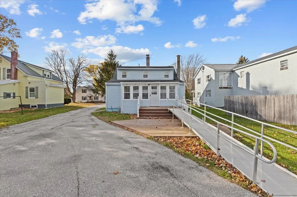 33 Walnut Street St. Albans City VT 05478