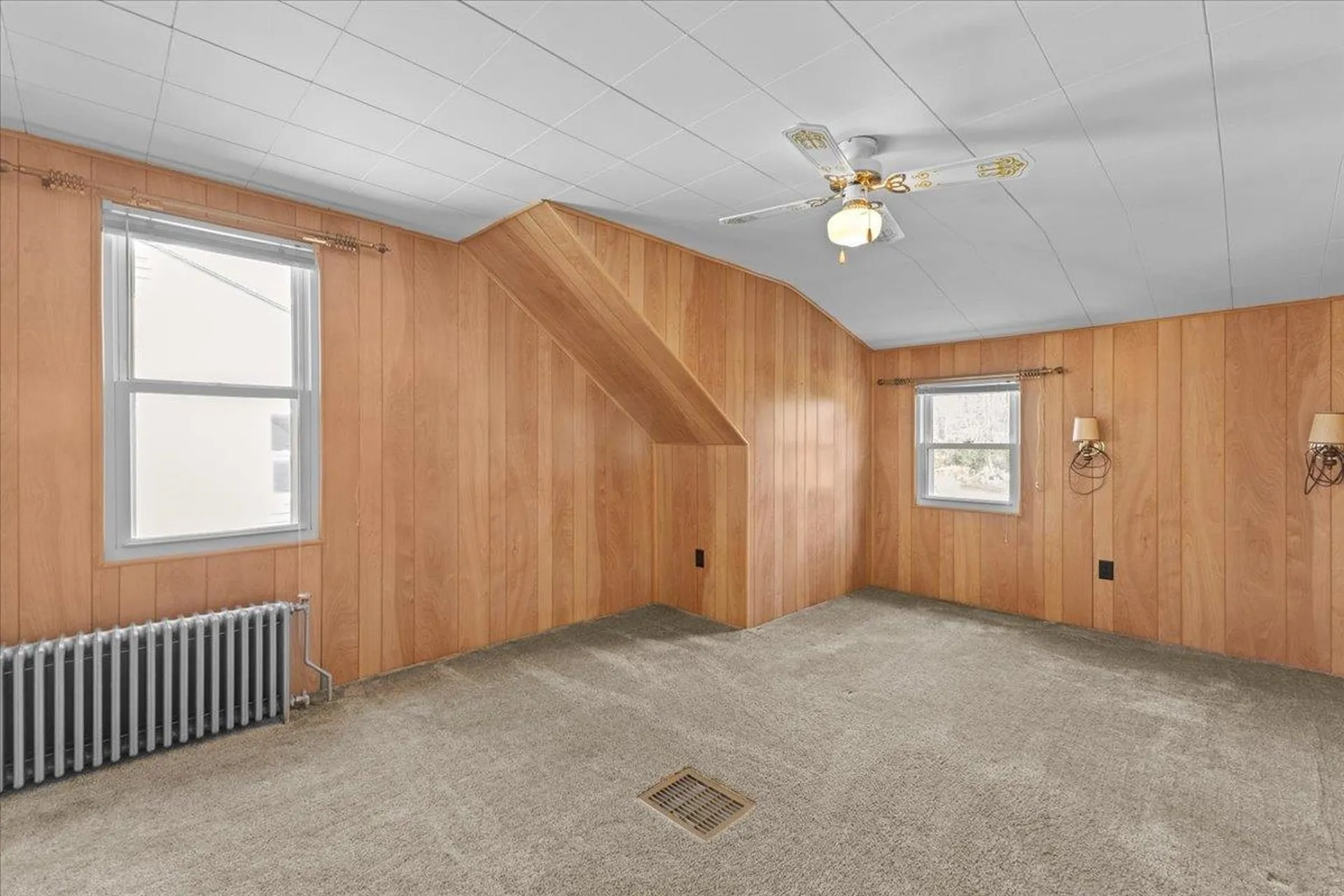 33 Walnut Street St. Albans City VT 05478