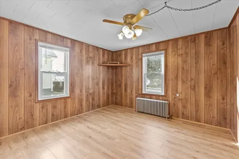 33 Walnut Street St. Albans City VT 05478