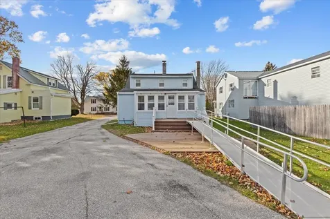 33 Walnut Street St. Albans City VT 05478