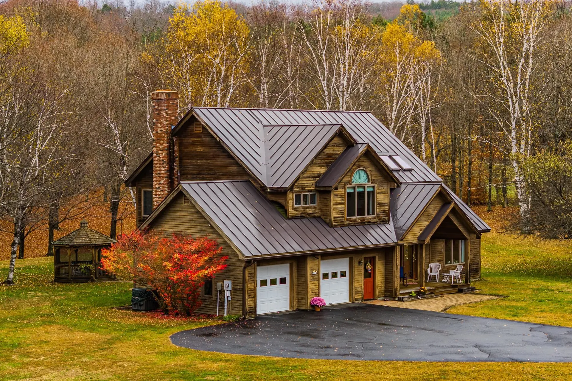 13 Stackpole Road Barnard VT 05031