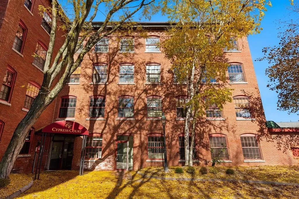 335 Cypress Street Manchester NH 03103