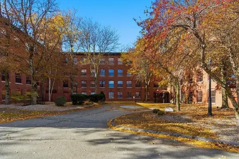 335 Cypress Street Manchester NH 03103