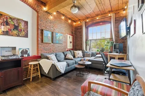 335 Cypress Street Manchester NH 03103