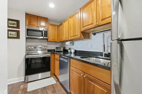 335 Cypress Street Manchester NH 03103