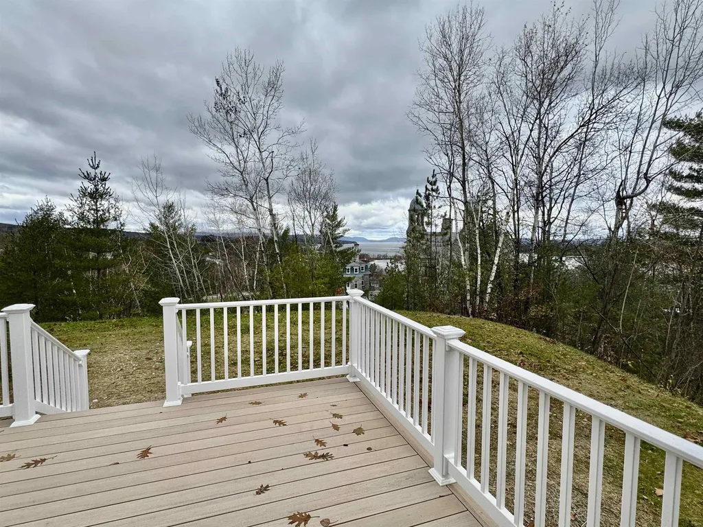 122 Raymond Avenue Newport City VT 05855