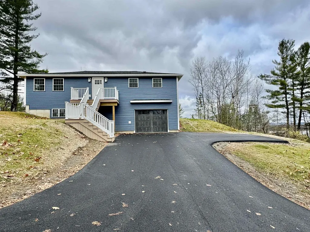 122 Raymond Avenue Newport City VT 05855