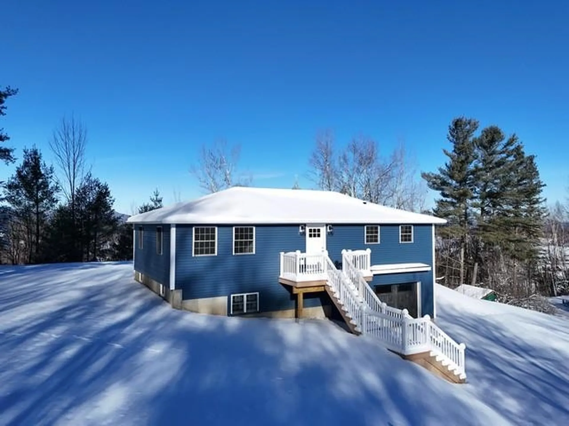 122 Raymond Avenue Newport City VT 05855