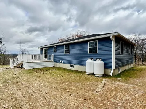 122 Raymond Avenue Newport City VT 05855