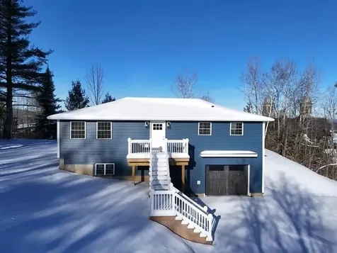 122 Raymond Avenue Newport City VT 05855