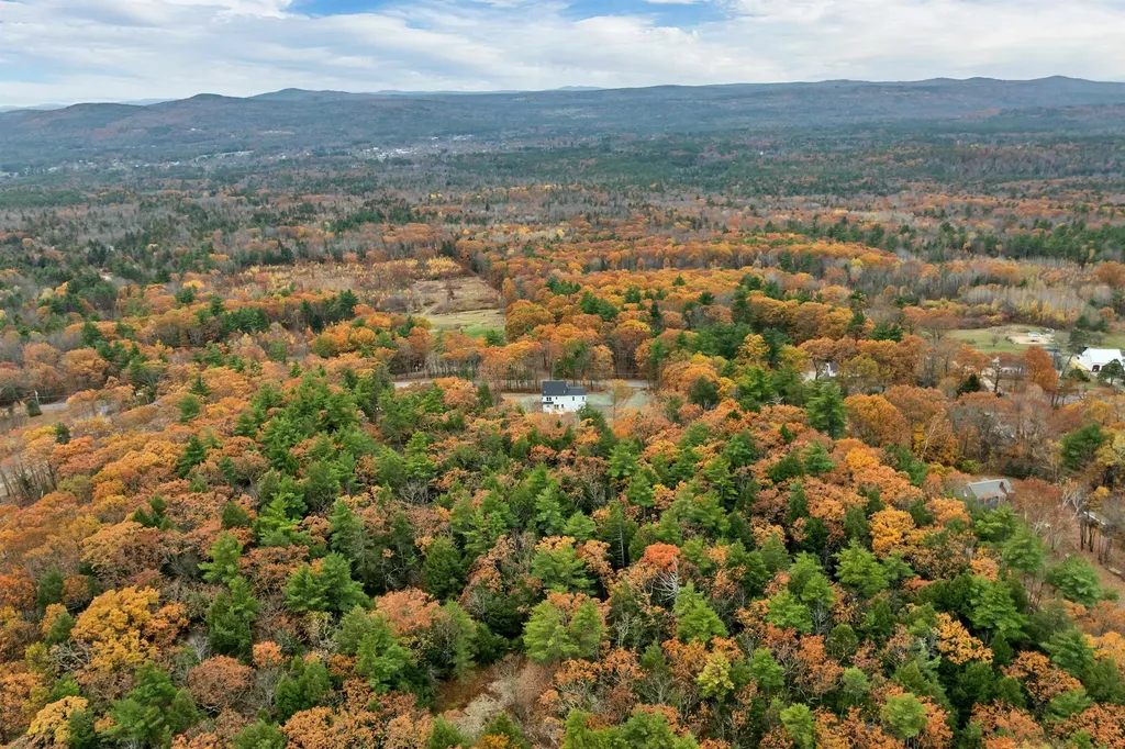 136 Hare Road Milton NH 03851